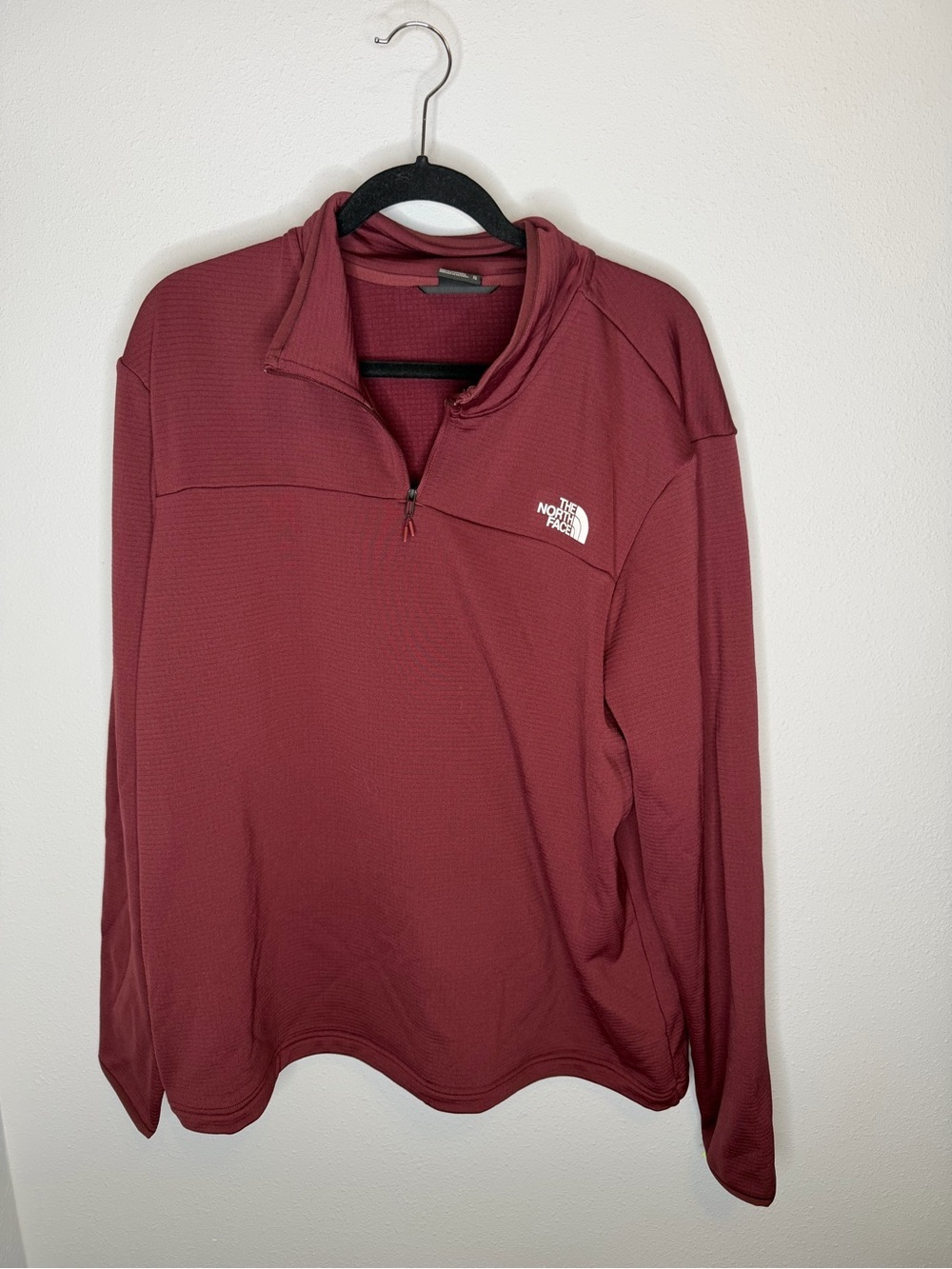 The North Face Burgundy Quarter-Zip Pullover Men’s XL